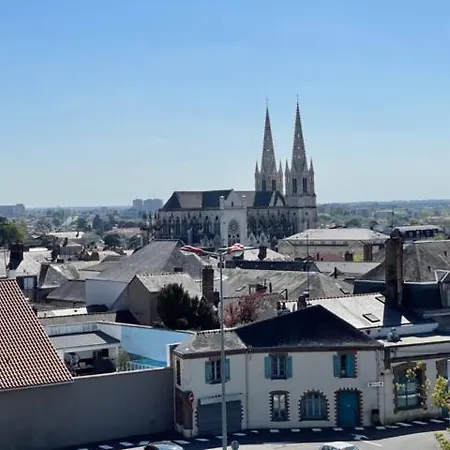 Maison Latour-2