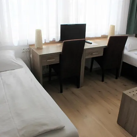 Hotel Ulmer Spatz-2