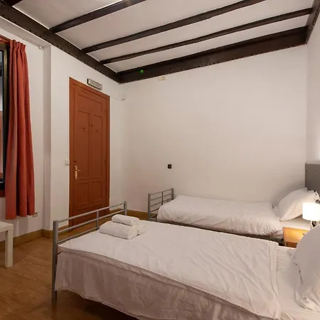 Kontxa Guesthouse-2