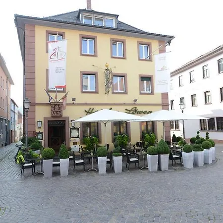 Land-gut Hotel zum Löwen Garni-2