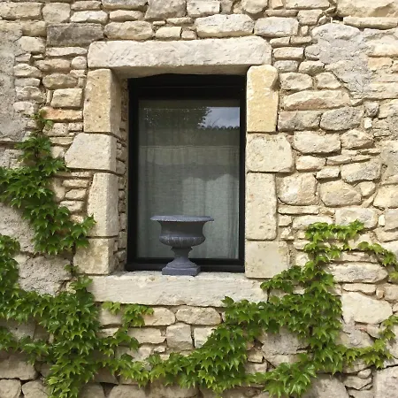Le Mas Des Auges-3