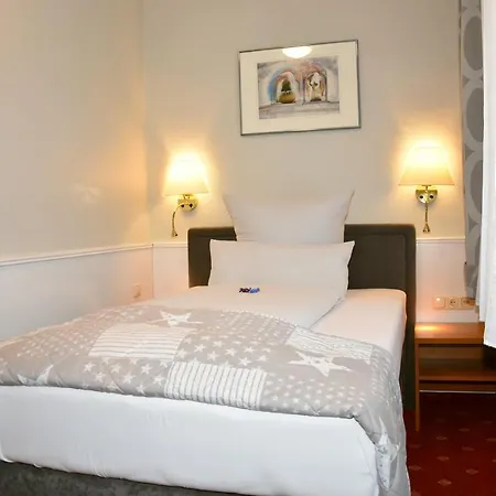 Hotel Stadt Hamburg-3
