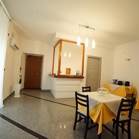 Central Home B&B-2
