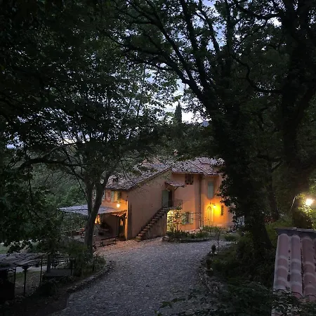 Maison d'Hôtes à Angouire-3