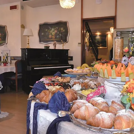 Hotel Catullo-3