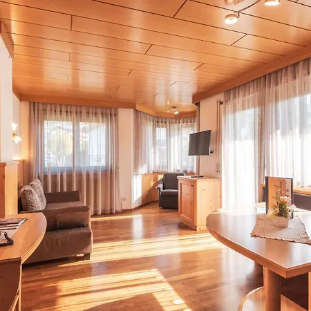 Garni Residence Trocker-2