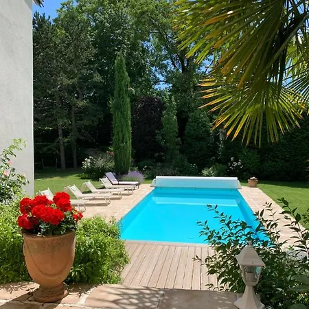 Maison d'Hôtes Joussaume Latour-3