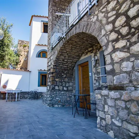 Casa Giovanna - De Vivo Realty-2