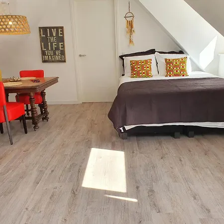 Triple D B&B-3