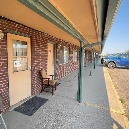 Round-Up Motel-2