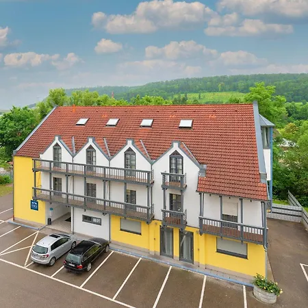 G&G Boardinghouse-2