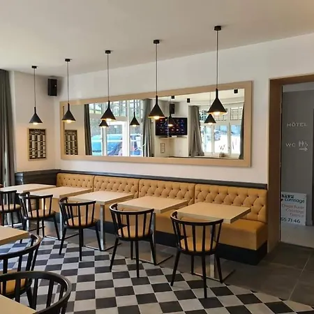 Hotel-Café du Trinquet-3