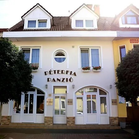 Peterfia Panzio-3