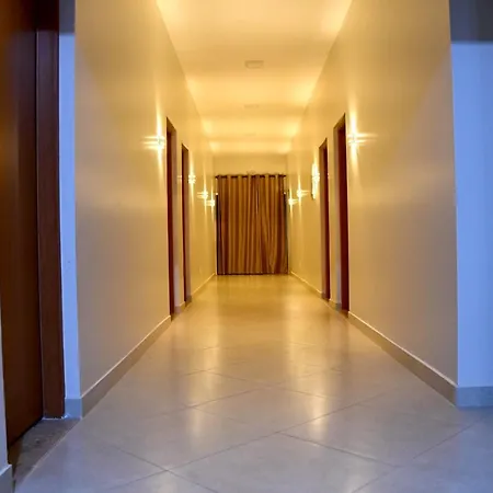 Hotel Alphard-2