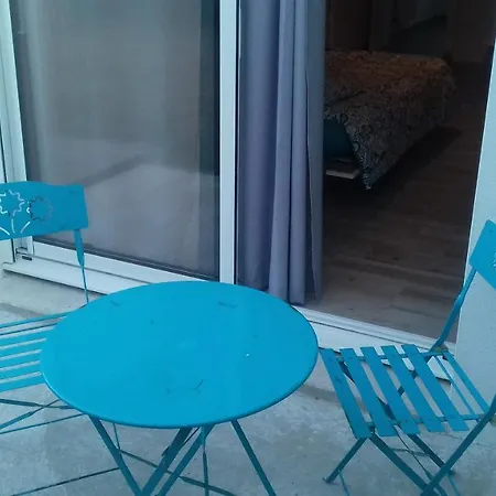 Studio Dans Quartier Calme Pres De Tout-2