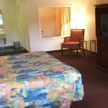 A Victory Inn & Suites - Detroit-3