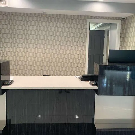 Baymont By Wyndham Charlotte University-3