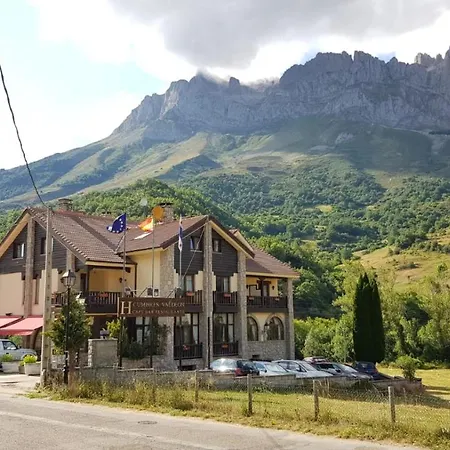 Hotel Cumbres de Valdeón-2