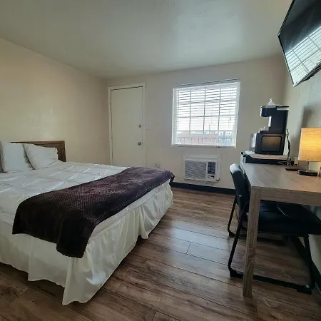 Inn On 3Rd Ave-3