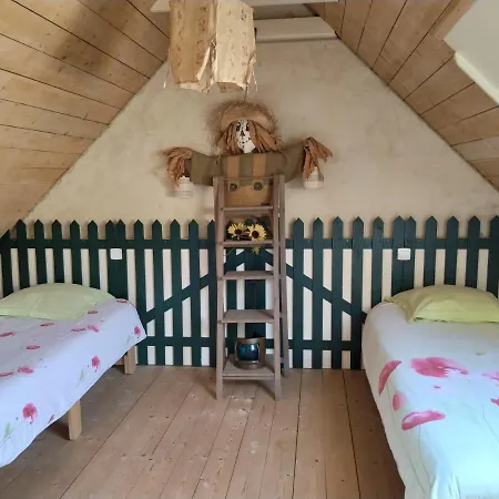 Kastell Dinn Suite Familiale Mamm Gozh 2 Chambres Et Sbd Pour 4 Pers, Cuisine Et Salon Partages-3