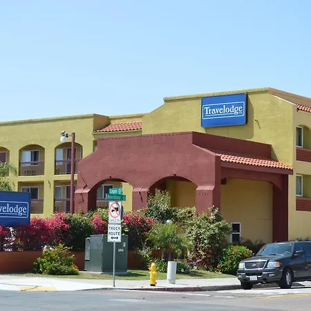 Travelodge By Wyndham San Diego Downtown Convention Center-3