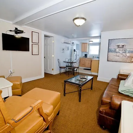 Georgianne Inn & Suites Check In 212 Butler Ave-2