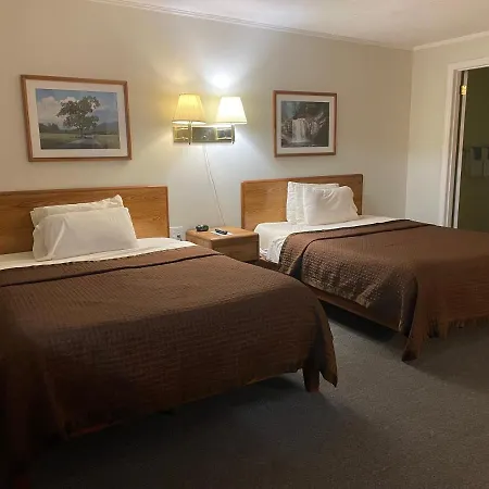 A Holiday Motel - Maggie Valley-2