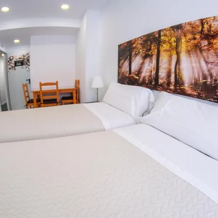 Hostal Las Encinas-2
