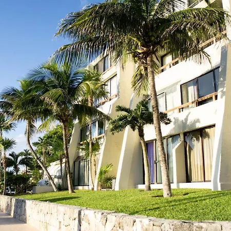 Solymar Condo Beach Resort By Casago-3