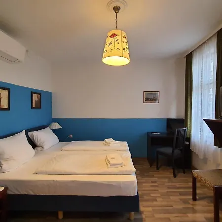 Hotel Pension Graf-2