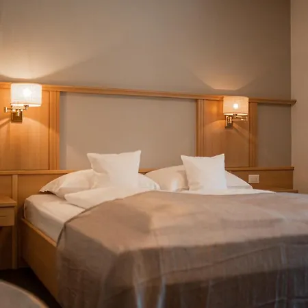 Apartmenthotel Ritterhof Suites & Breakfast-3