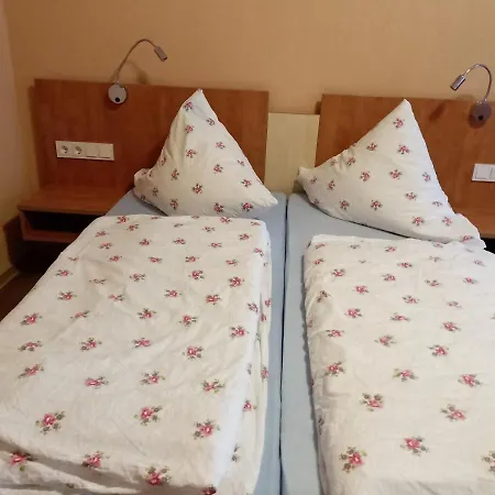 Hotel An der Karlstadt-2