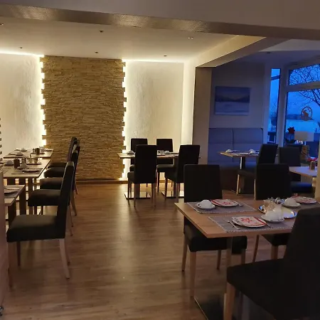 Hotel Waldrausch-3