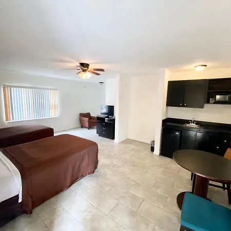Tarpon Inn-3