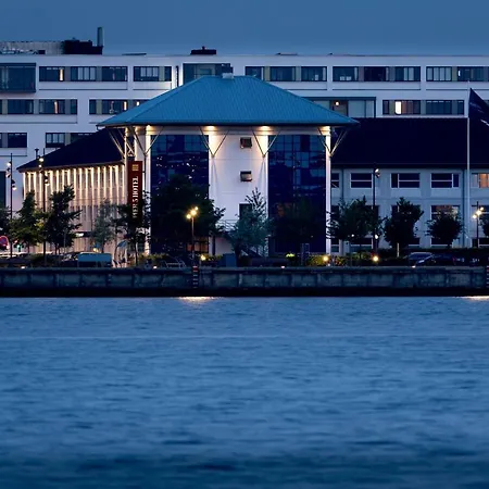 Pier 5 Hotel-2