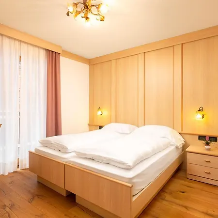 Hotel Pareda-2