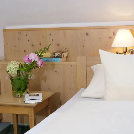 Hotel Garni Christl-3