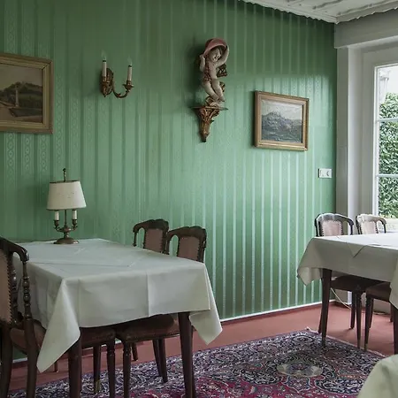 Hotel Zum Alten Brunnen-3
