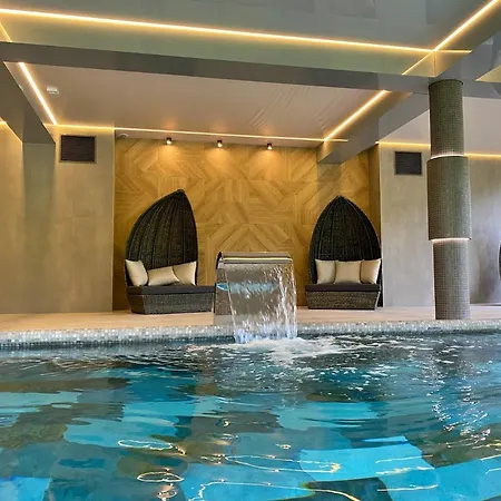 Oasis Resort-2