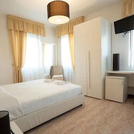 Hotel Sirena-3
