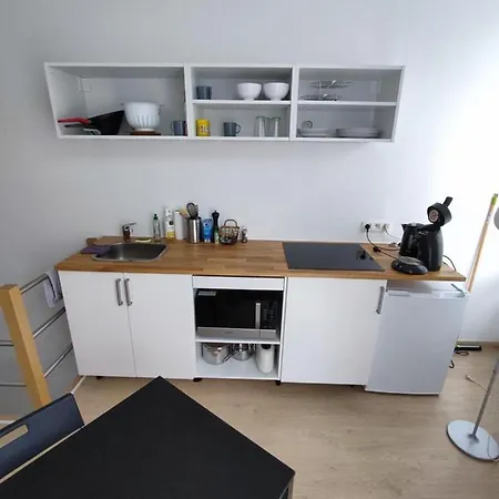 Studio Citadelle - Chambres Avec Salle De Bain Independantes Et Cuisine Partagee-2