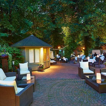 Neues Parkhotel-2