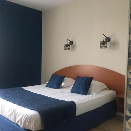 Hotel Les 3 Marchands-3