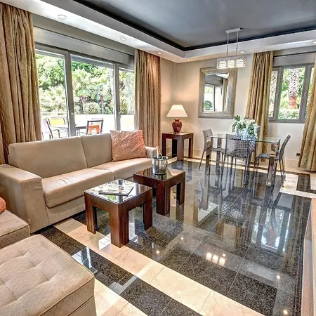 Artplatinum Suites & Apartments-3