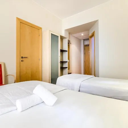 Hotel YIT Ciudad De Zaragoza-2