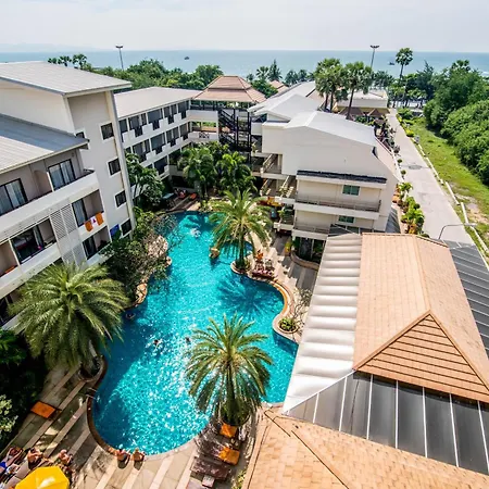 Sea Breeze Jomtien Resort-2