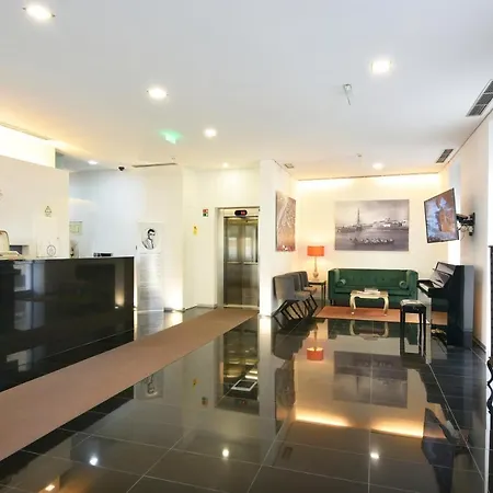 Lazza Hotel-3