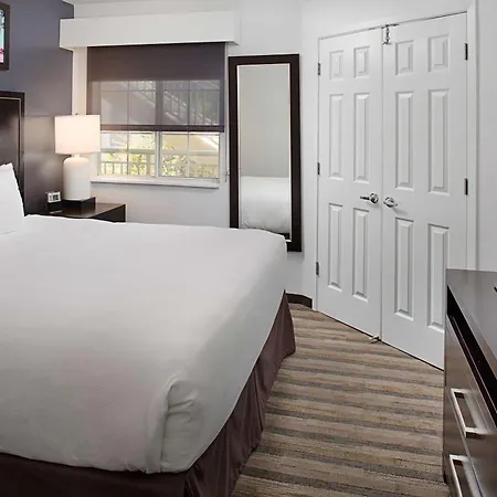 Hyatt House Belmont Redwood Shores-3
