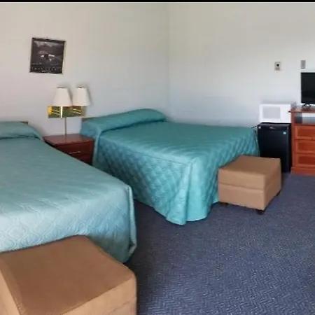 Holiday Host Motel-3