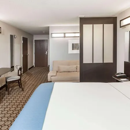 Microtel Inn And Suites Elkhart-3